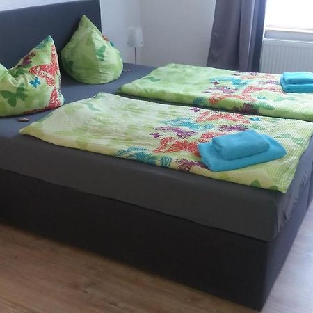 Bed And Breakfast Zeulenroda Ngoại thất bức ảnh