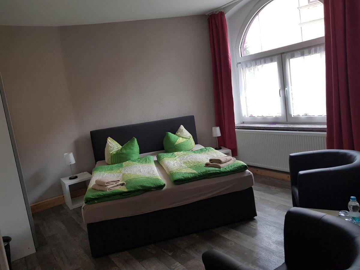 Bed And Breakfast Zeulenroda Ngoại thất bức ảnh